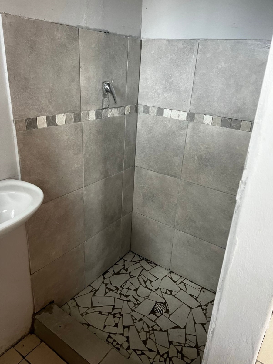 6 Bedroom Property for Sale in Delft Western Cape